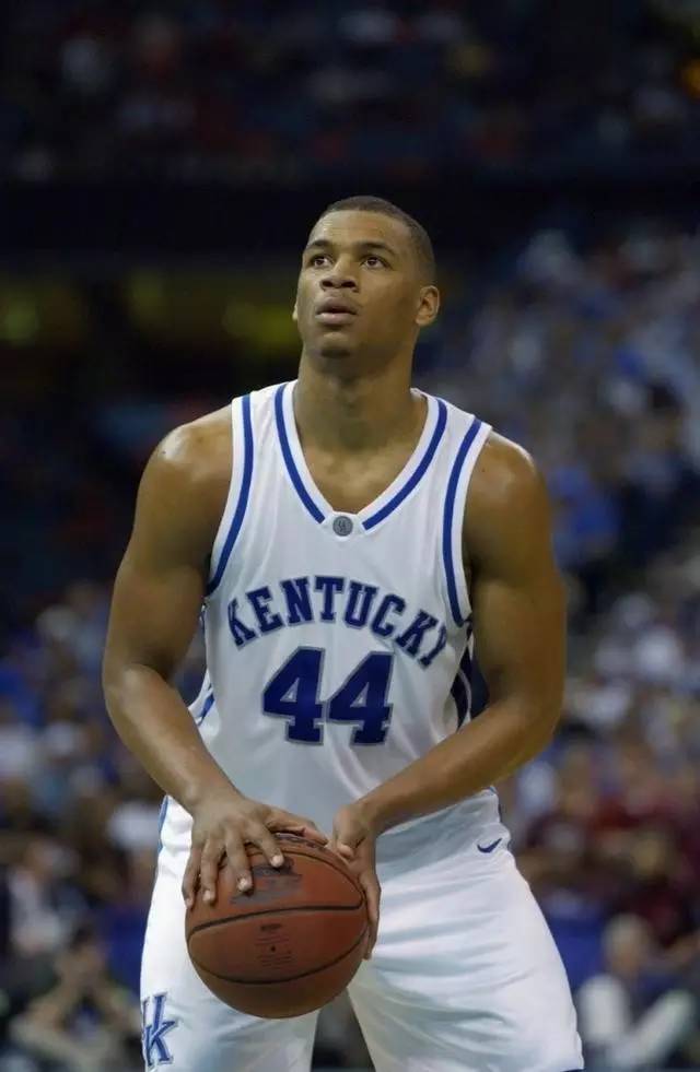 随体系上的 随体系上的