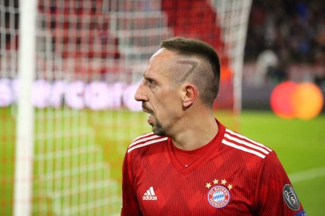 罗伯托·克莱门特在 1966 年获得国联 MVP，并公开呼吁尊重拉美球员的权益